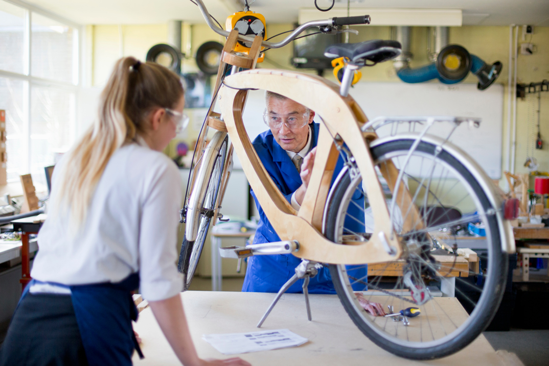 Bicycle Maintenance Course for Teachers and Students